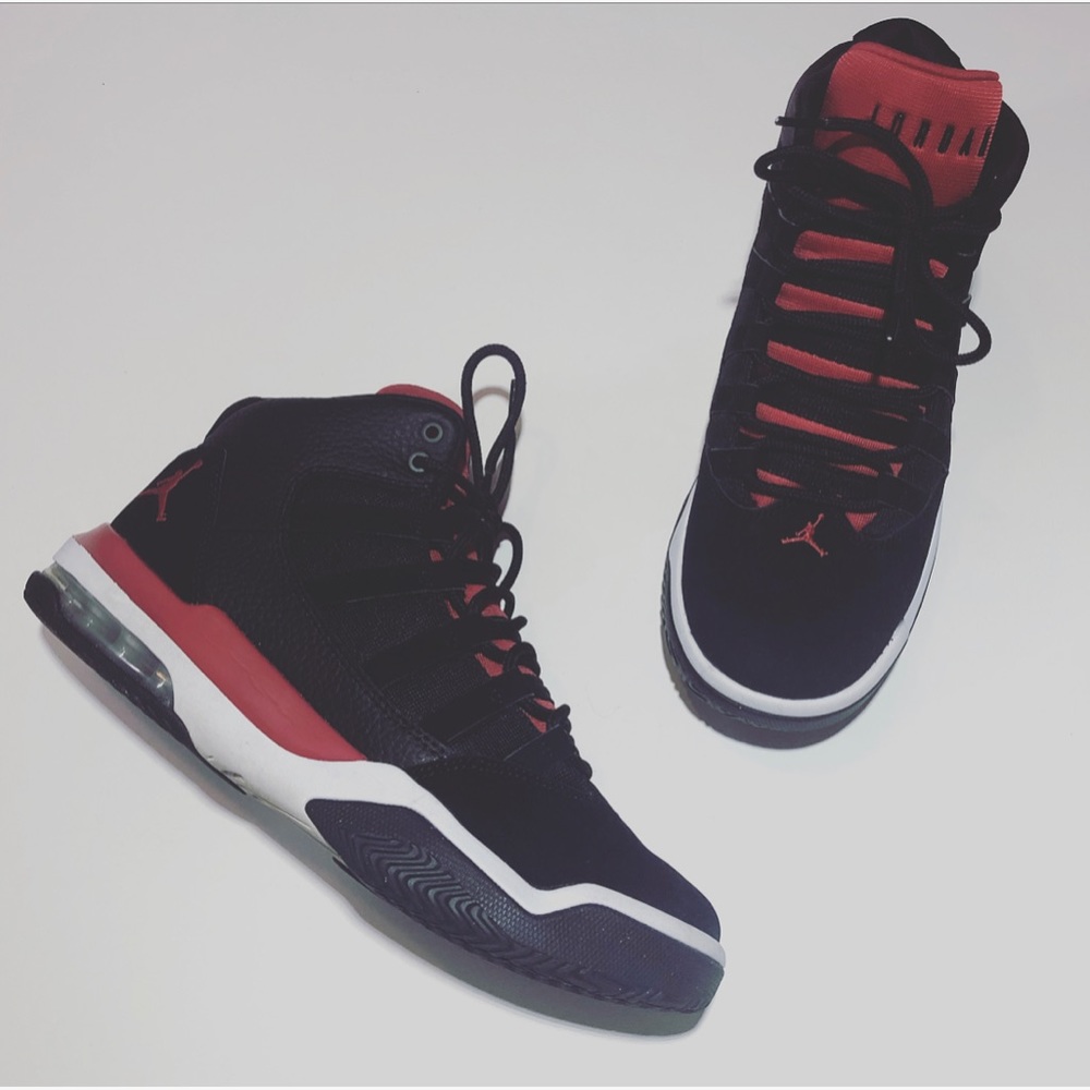Jordan Sneakers